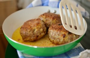 Boulette de viande au fromage au cookeo