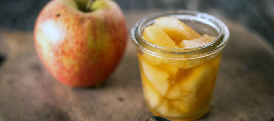 Compote de pommes caramel beurre salé au cookeo