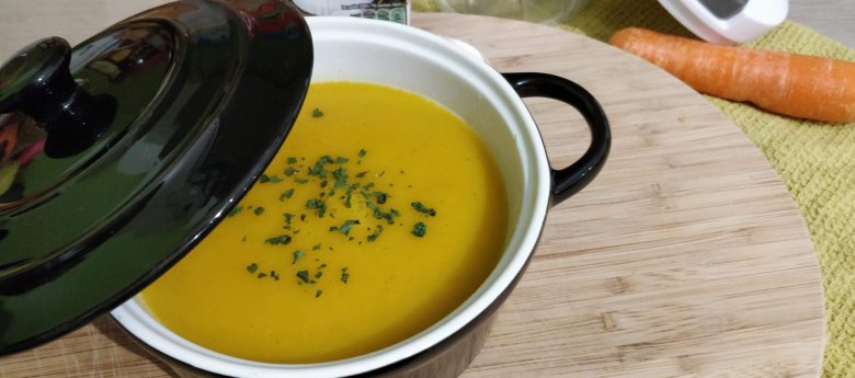 Velouté de carottes lait de coco au cookeo