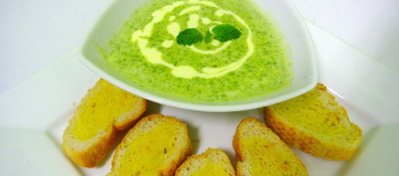 Soupe verte épinard, avocat au cookeo