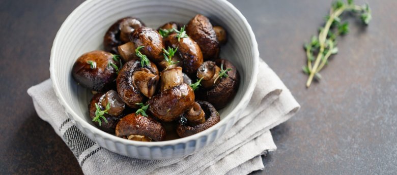 Champignons marinés et thym au cookeo