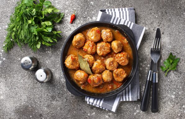 Boulettes de Poulet à la Sauce Buffalo - Recette keto