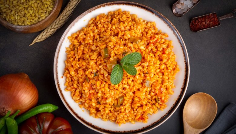 Pilaf Turc Traditionnel au Boulgour et à la Sauce Tomate au cookeo